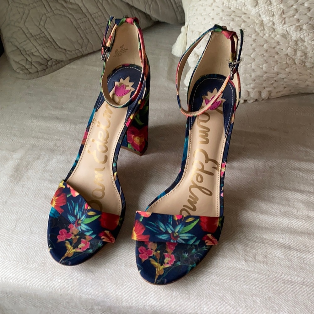 Sam Edelman size 9 floral heels